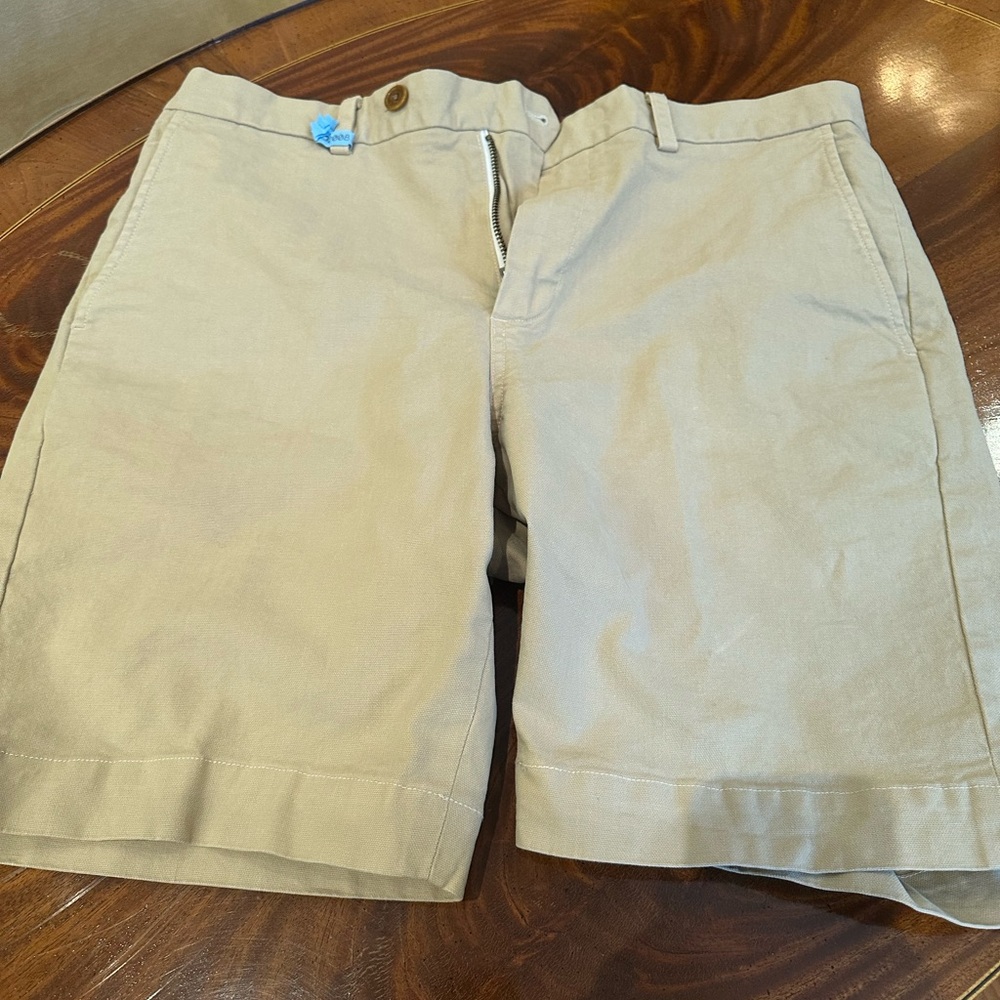 Brooks brothers Bermuda shorts